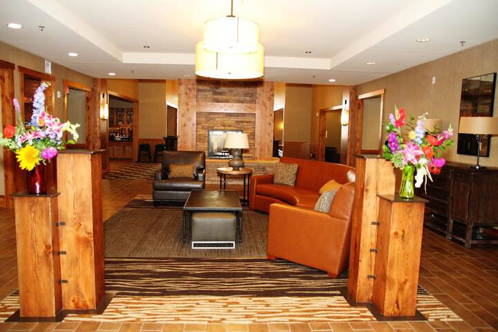 Hotel Interior 31 of 118