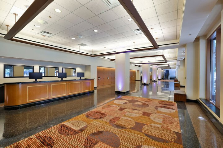 Sheraton Grand Chicago Riverwalk