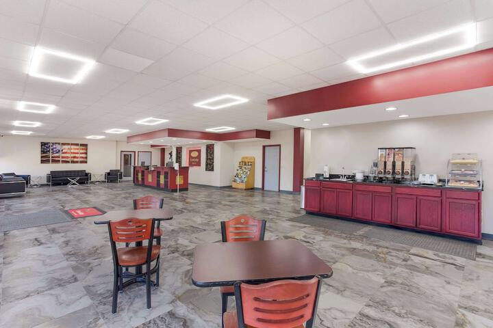 Econo Lodge Cave City