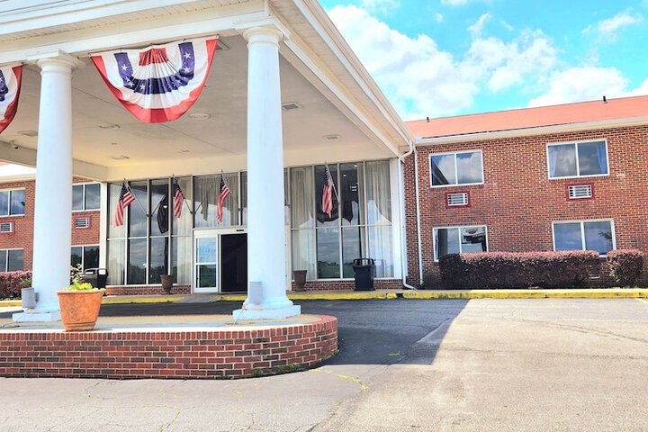 Americas Best Value Inn & Suites Phenix City