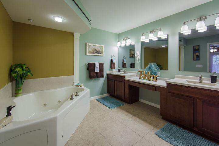 Holiday Inn Club Vacations Holiday Hills Resort Branson by IHG