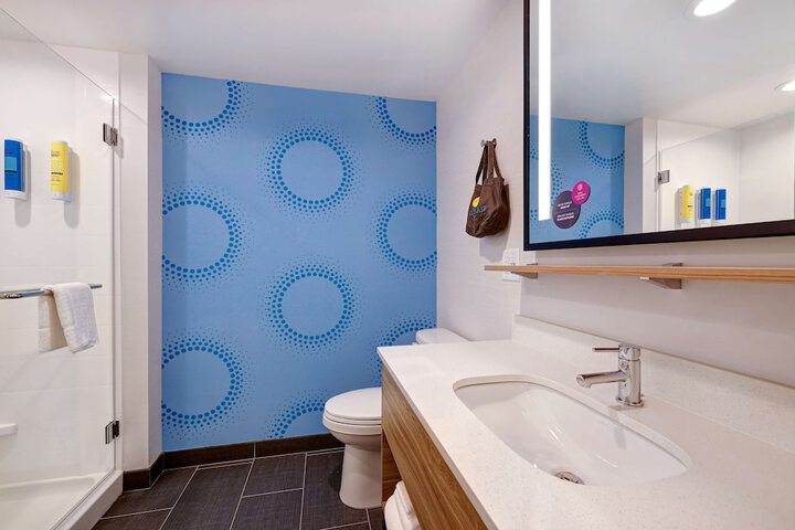 Room 43 of 52