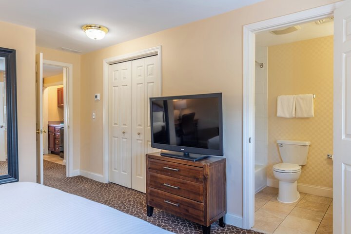 Port Inn and Suites Portsmouth an Ascend Collection Hotel