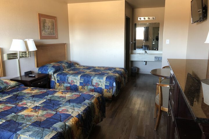 Room 17 of 19