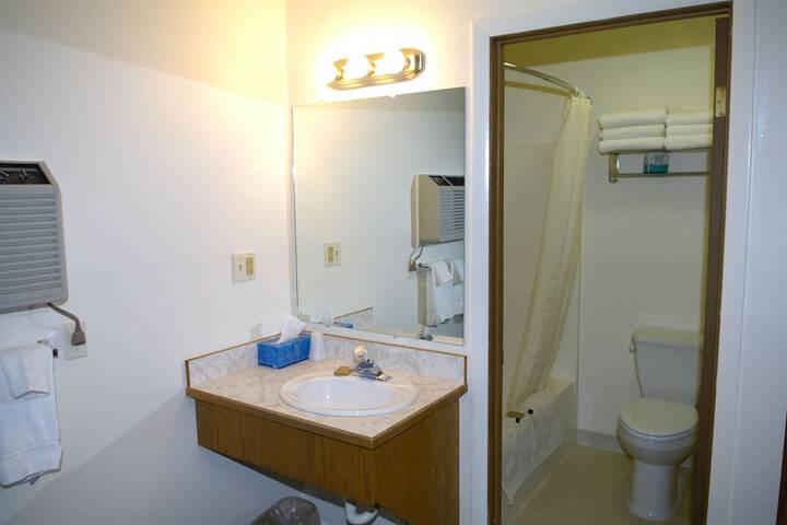 Room 10 of 58