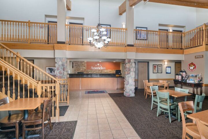 Hotel Interior 11 of 29