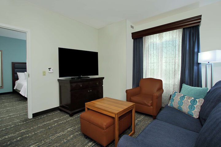 Room 13 of 43