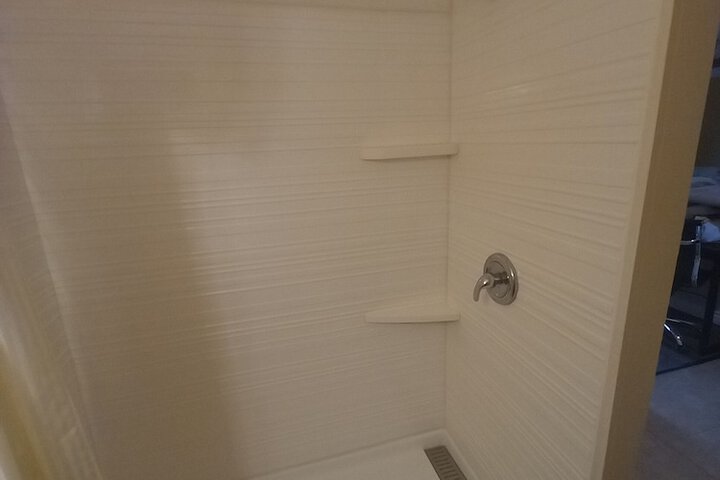 Room 62 of 107