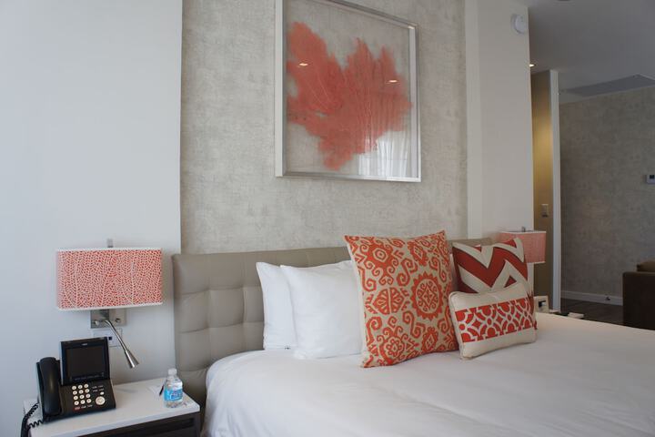 Room 118 of 136