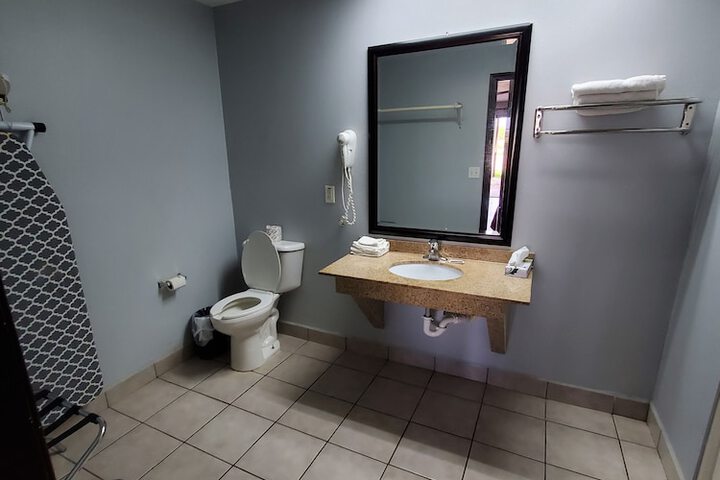 Room 41 of 59