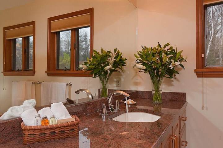 The Mountain Top Inn & Resort