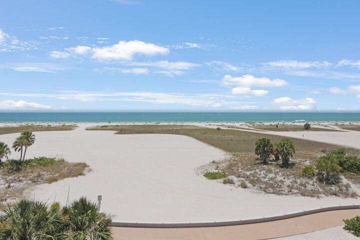 Surf Beach Treasure Island Resort