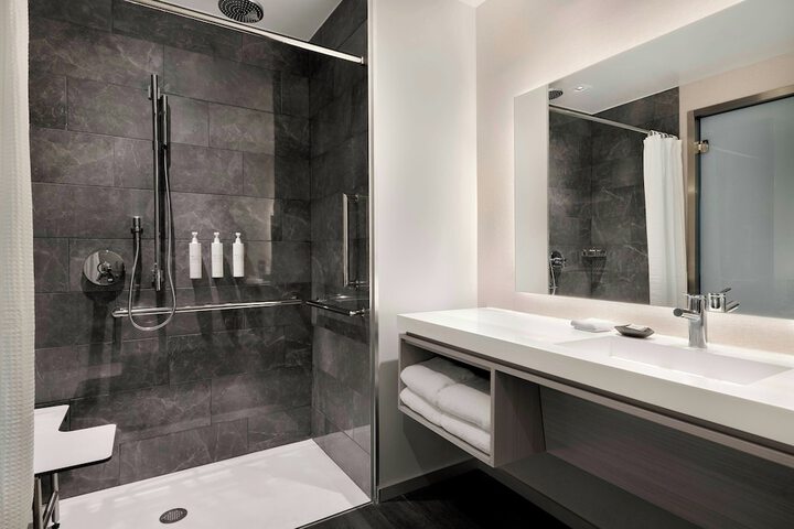 Ac Hotel Bentonville