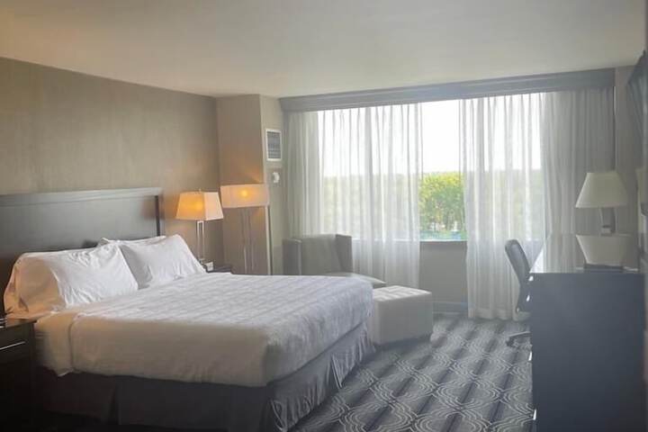 The Grand Laurel Hotel - Philadelphia