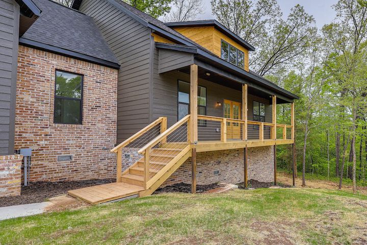 Bella Vista Vacation Rental on The Back 40 Trail!