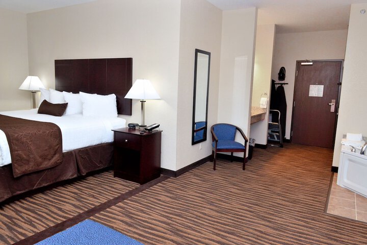 Room 41 of 105