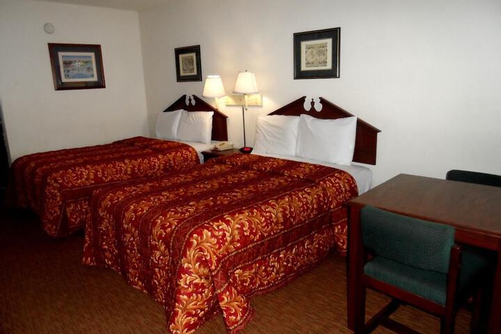Room 9 of 27