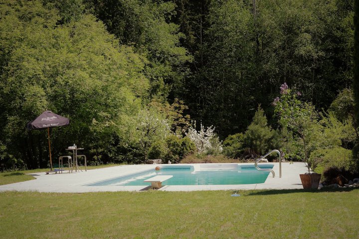 Pool 7 of 63