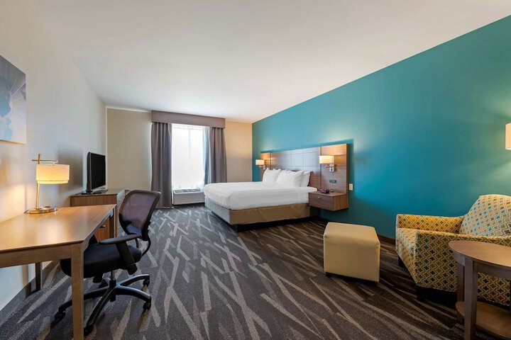 Room 9 of 39
