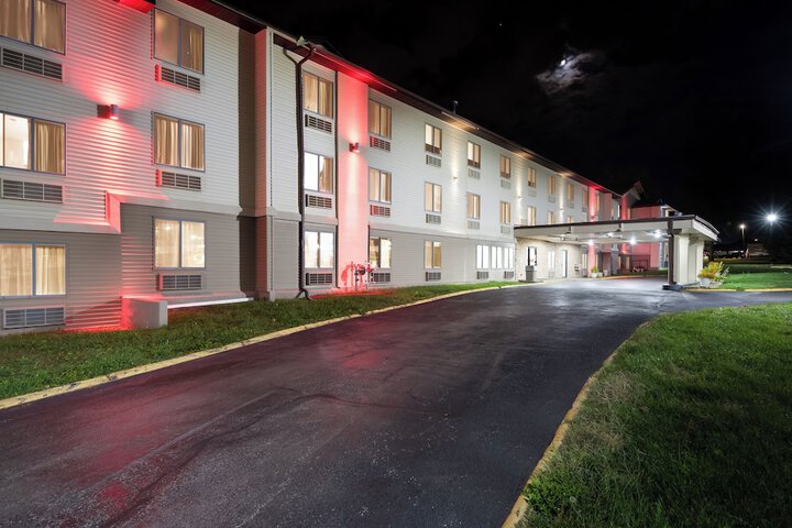 Hotel 6 of 42