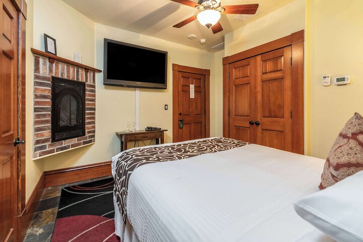 Room 41 of 53