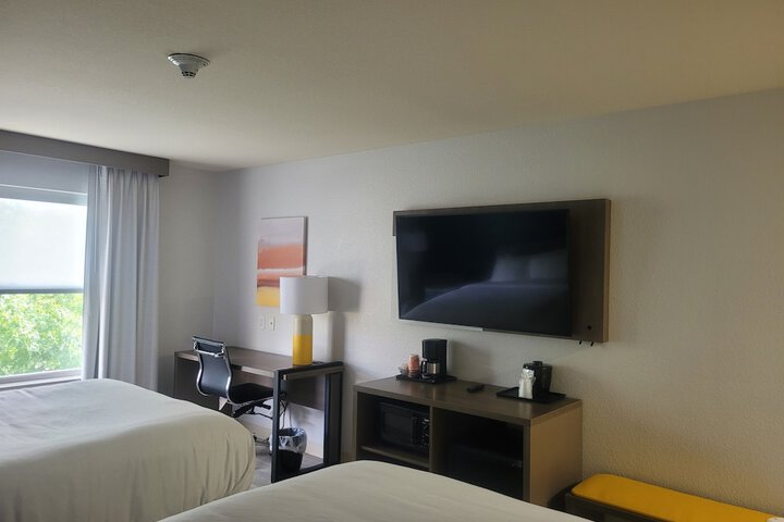 Comfort Inn & Suites Dothan Northside Plaza