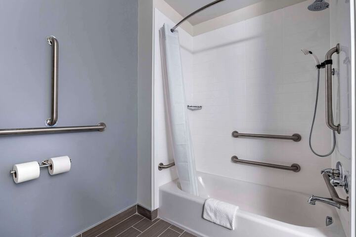 MainStay Suites Georgetown Lexington North