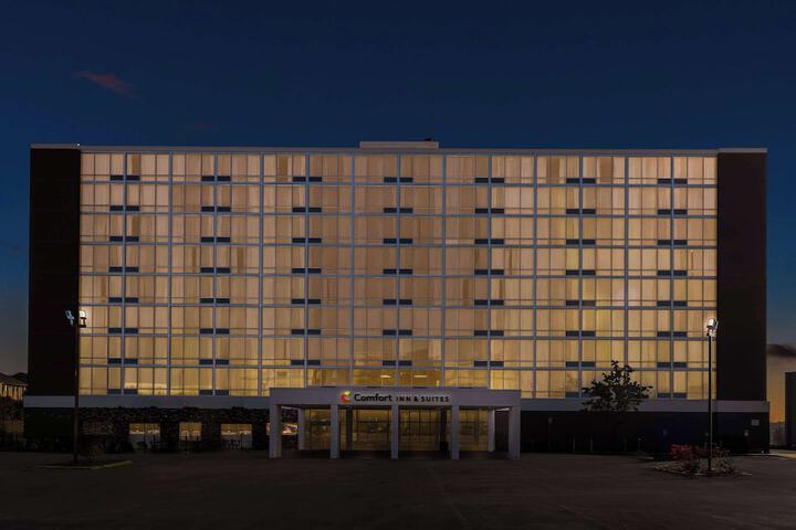 Comfort Inn & Suites Omaha Central