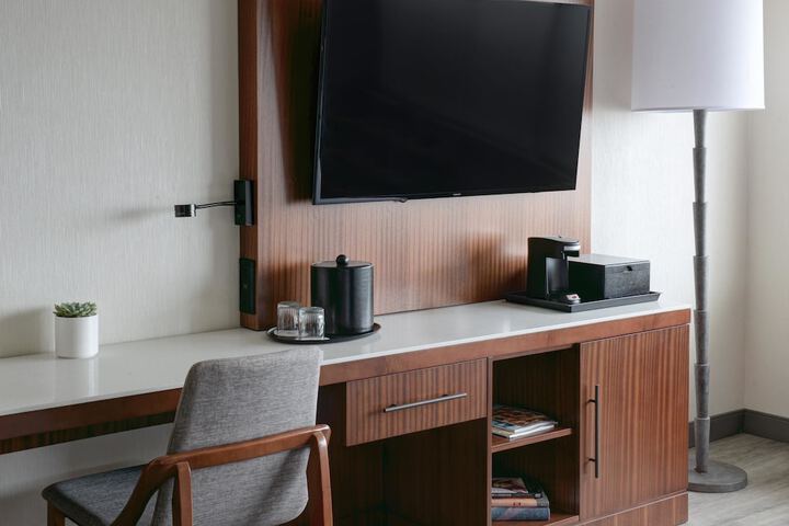 Room 11 of 29