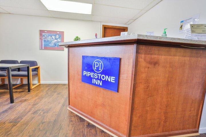 OYO Hotel Pipestone MN Canterbury Park