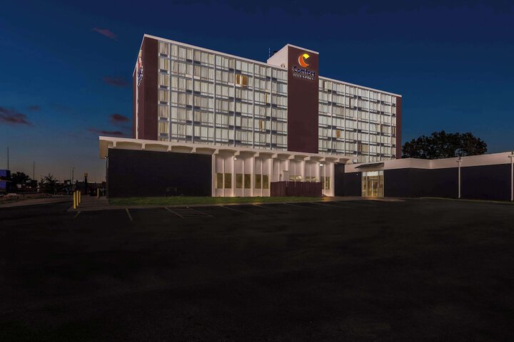 Comfort Inn & Suites Omaha Central