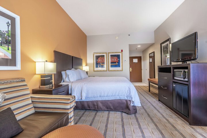 Room 22 of 28