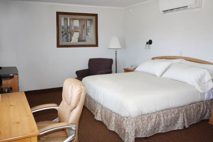 Room 13 of 15