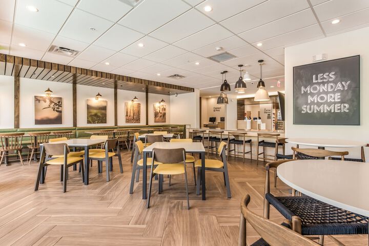 Breakfast/Coffee Service 32 of 35