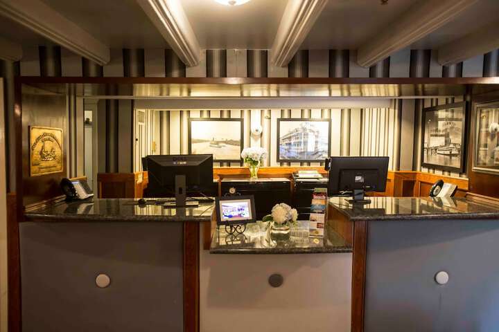 Delta King Hotel