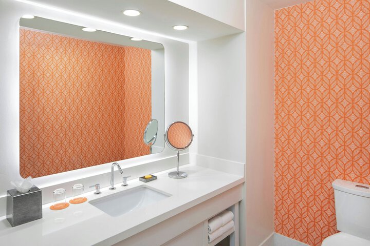 Hotel Colonnade Coral Gables Autograph Collection