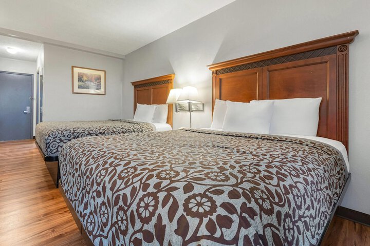 Days Inn by Wyndham Madisonville