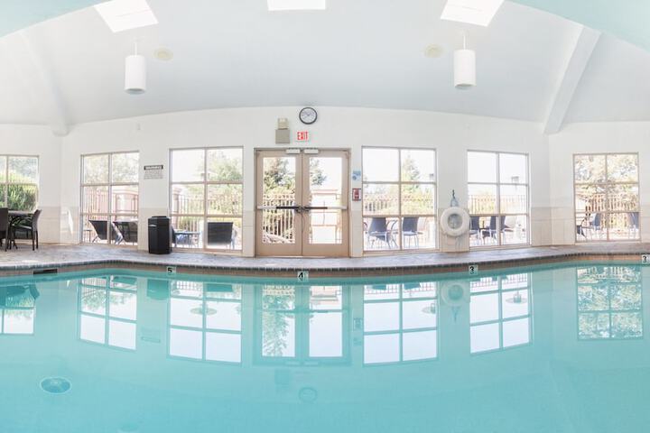 Holiday Inn Express Hotel & Suites San Jose-Morgan Hill by IHG