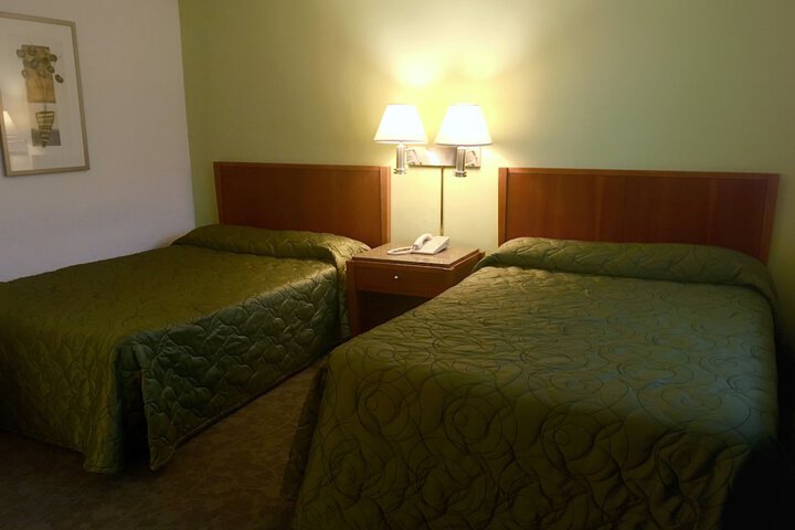 Room 19 of 32
