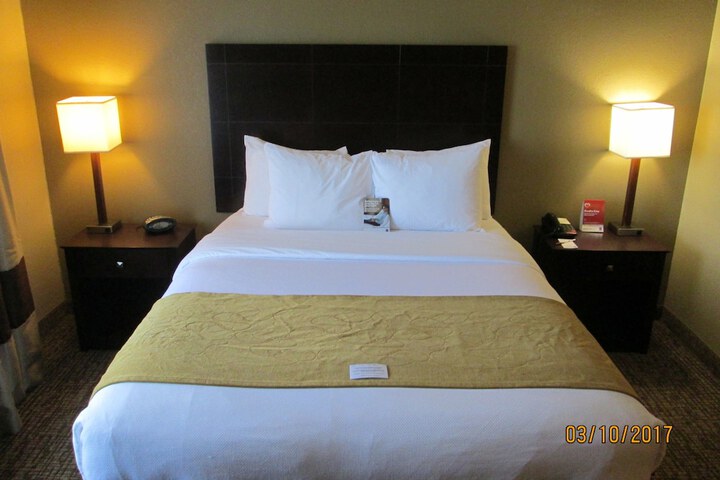 Room 18 of 40
