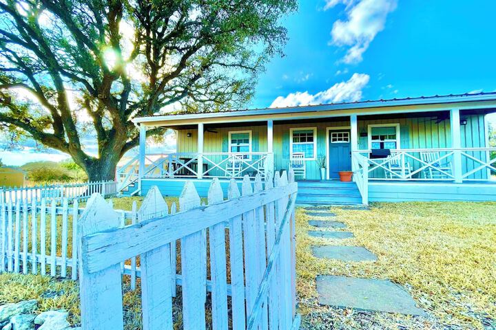 The Alexander at Creek Road