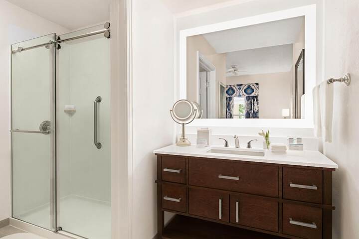 Homewood Suites by Hilton - Fort Myers