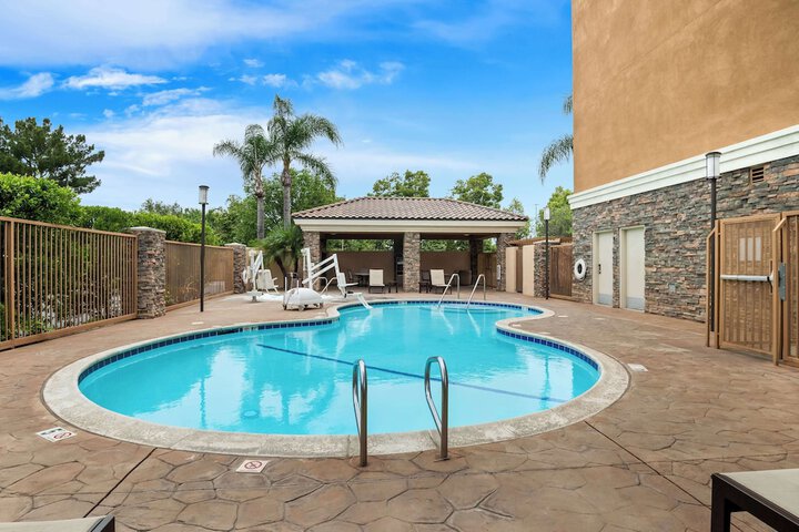 Pool 3 of 38