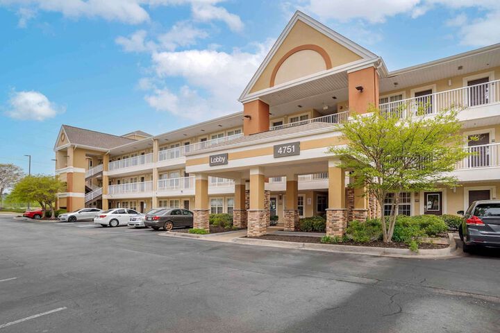 Hotel 3 of 24