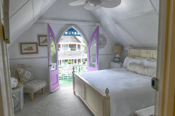 Room 30 of 50