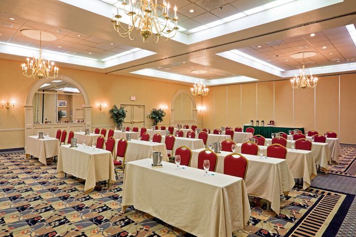 Holiday Inn Philadelphia South - Swedesboro by IHG