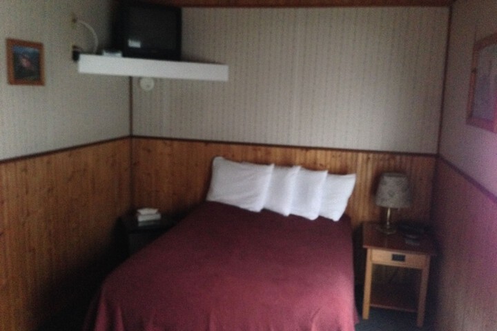 Room 38 of 74