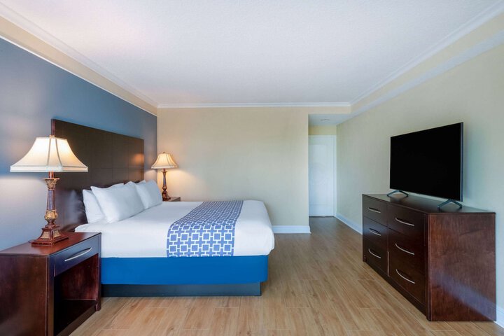Safety Harbor Resort & Spa Trademark Collection by Wyndham