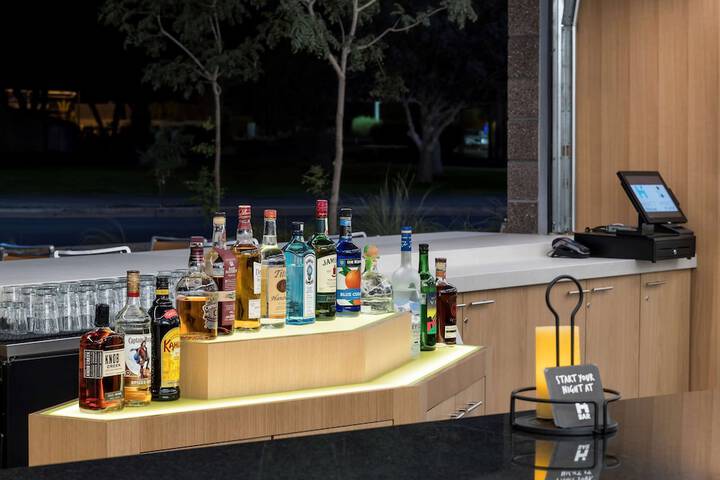 Hyatt Place Tempe / Phoenix / University