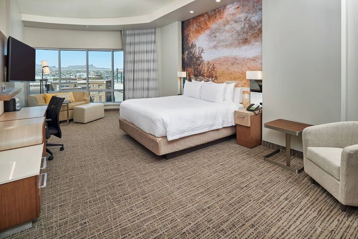 Room 34 of 51